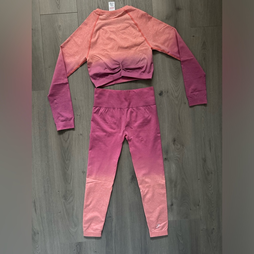NWOT Gymshark SET Adapt Ombré Seamless - Crop top & Leggings - Medium - Picture 11 of 16